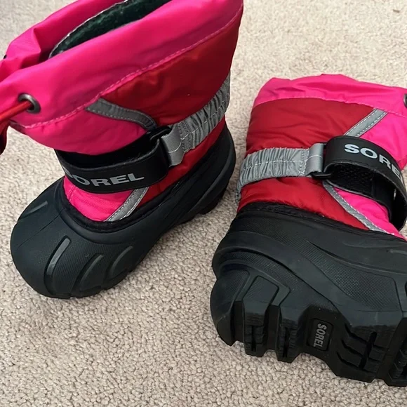 Toddler sorel boots - Picture 3 of 5